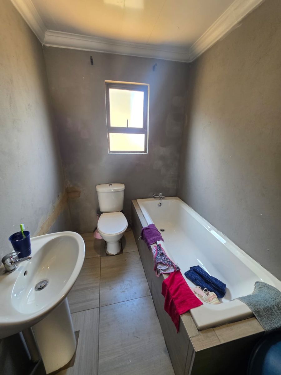 3 Bedroom Property for Sale in Zamdela Free State